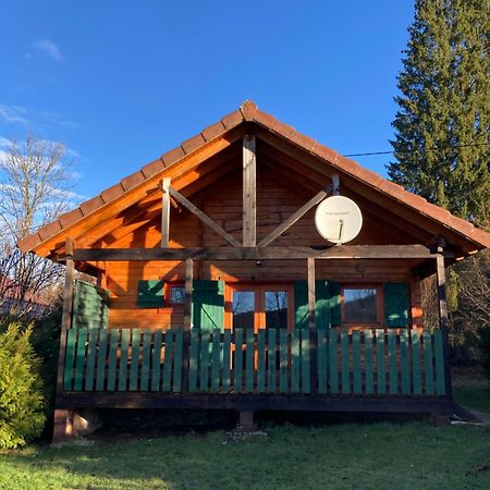 Camping-Chalets La Faviere Lac des Rouges Truites Exterior foto